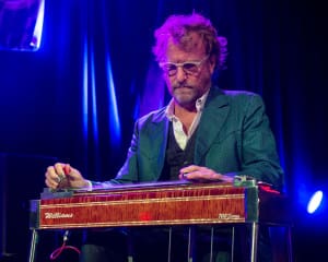 ericHeywoodPedalSteel.2